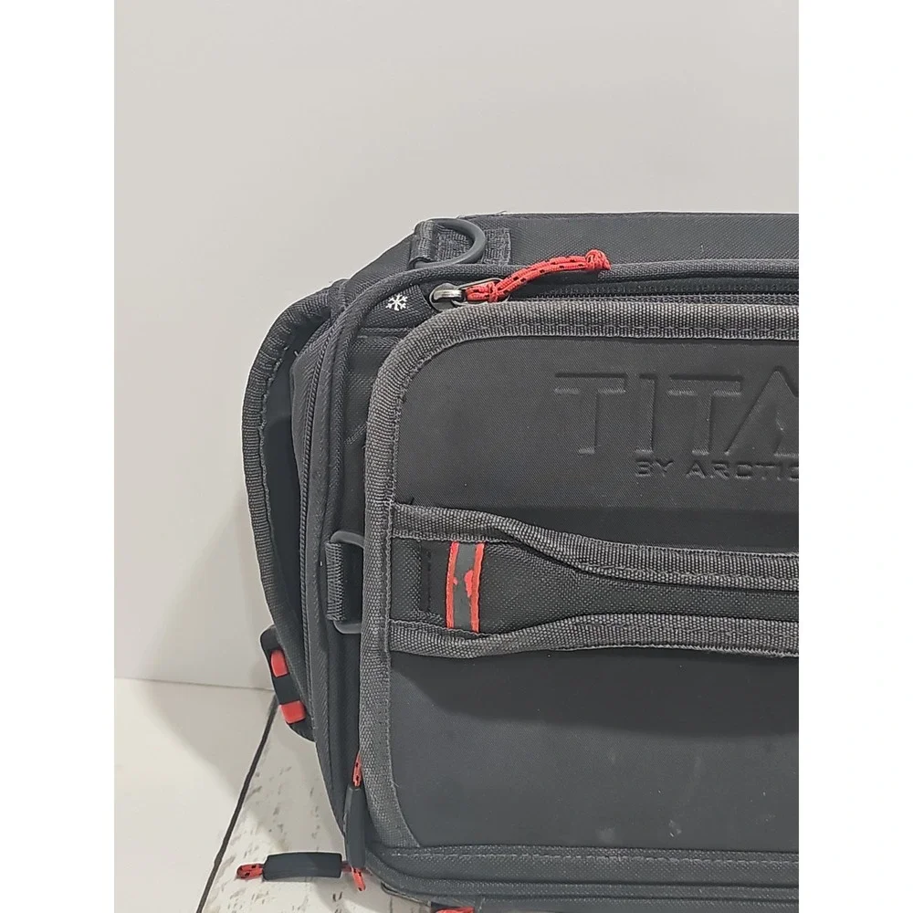 Titan Deep Freeze Expandable Lunch Box